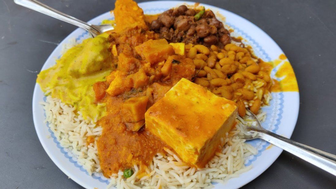 Shahi Veg Platter in New Delhi