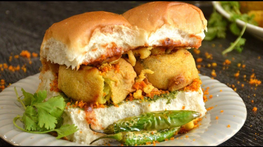 Vada Pav in Thane