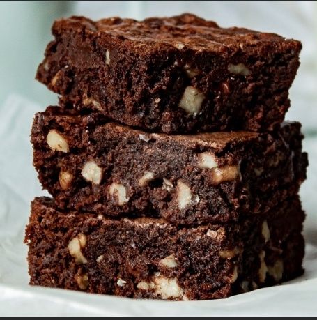 Chocolate Walnut Brownie in Navi Mumbai