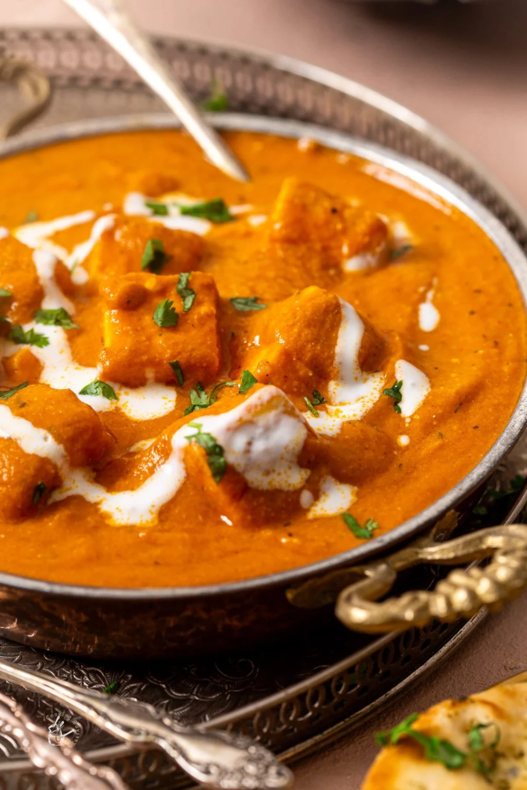 Paneer Makhani Roll